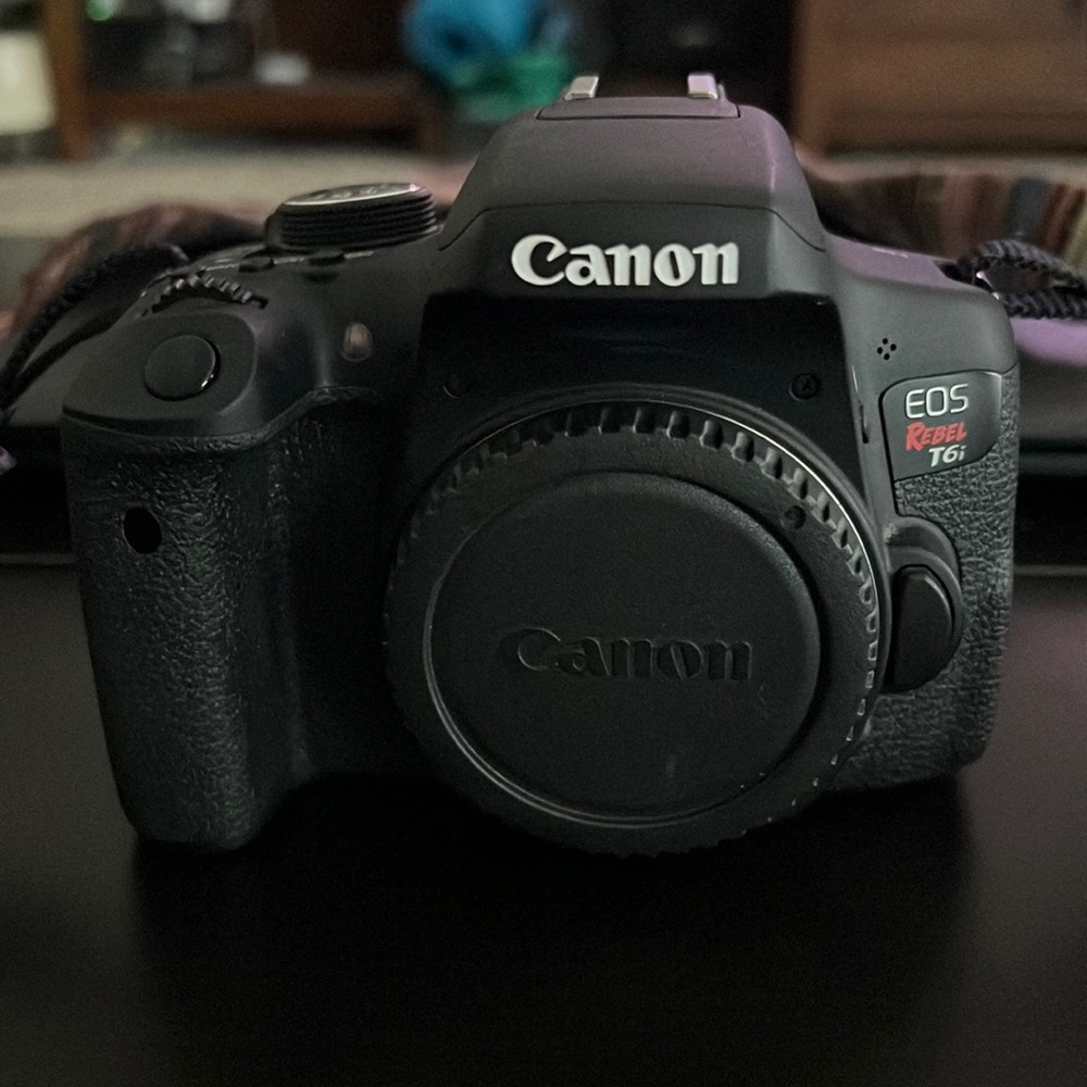 Canon EOS Rebel T6i 📸 BODY ONLY